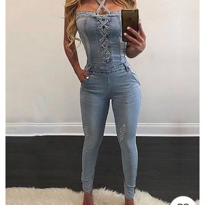 New Women’s Jean Jumpsuit Size Large